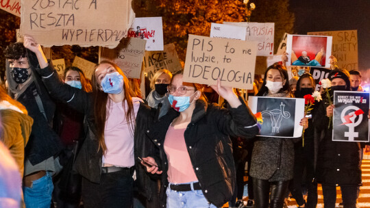 ?Spacer? odsłona druga. Kobiety i nie tylko w obronie wolności [wideo]