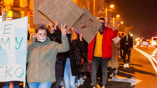 ?Spacer? odsłona druga. Kobiety i nie tylko w obronie wolności [wideo]