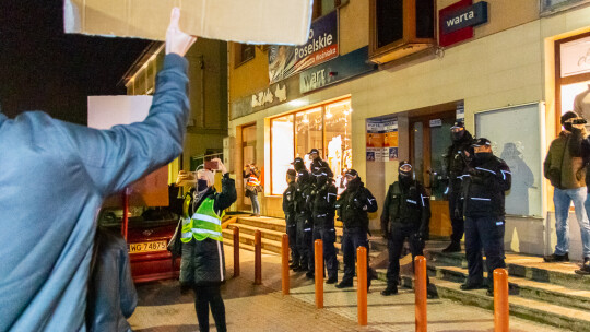 ?Spacer? odsłona druga. Kobiety i nie tylko w obronie wolności [wideo]