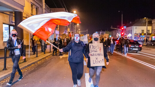 ?Spacer? odsłona druga. Kobiety i nie tylko w obronie wolności [wideo]