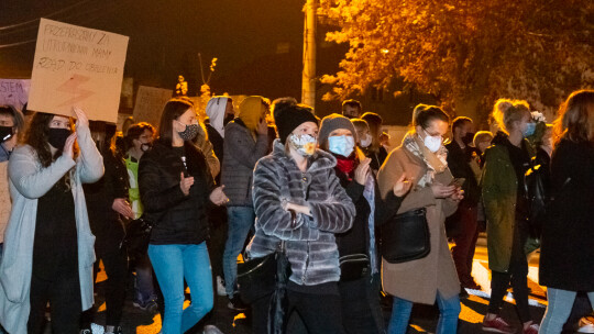 ?Spacer? odsłona druga. Kobiety i nie tylko w obronie wolności [wideo]