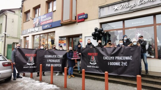 Garwolin włączył się w protest branży weselnej [wideo]