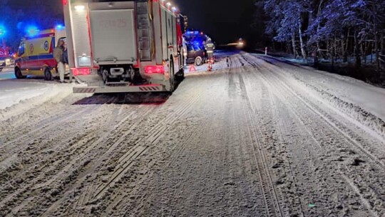 10 kolizji w śnieżny poniedziałek