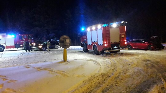 10 kolizji w śnieżny poniedziałek