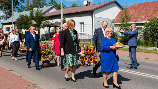 Barwne dożynki w Miastkowie Kościelnym 