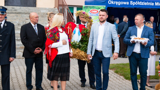 Barwne dożynki w Miastkowie Kościelnym 