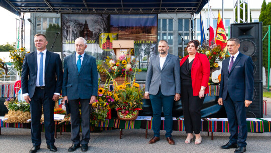 Barwne dożynki w Miastkowie Kościelnym 