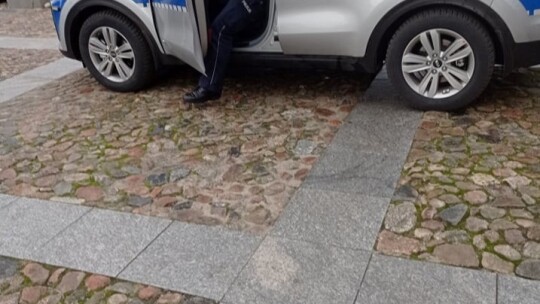 Nowy radiowóz dla policjantów z Maciejowic