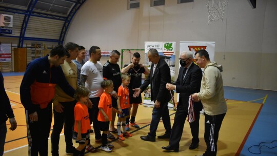 FC Ursus z Pucharem Starosty