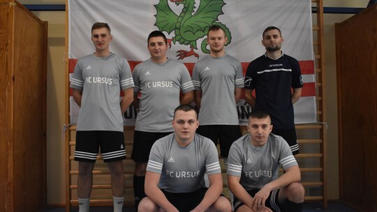 FC Ursus z Pucharem Starosty