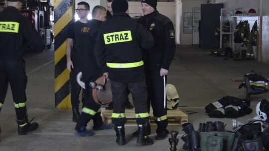 Druhowie strażakom z Ukrainy oddają sprzęt, a nawet wozy! [wideo]