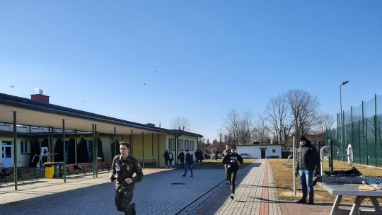 Na sportowo LO w Żelechowie uczciło pamięć Żołnierzy Wyklętych