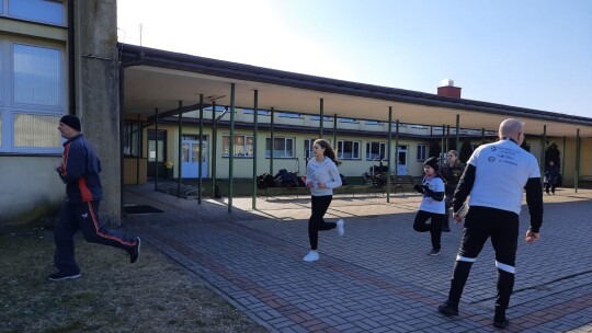 Na sportowo LO w Żelechowie uczciło pamięć Żołnierzy Wyklętych