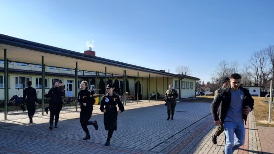 Na sportowo LO w Żelechowie uczciło pamięć Żołnierzy Wyklętych