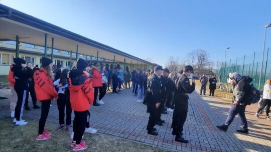 Na sportowo LO w Żelechowie uczciło pamięć Żołnierzy Wyklętych