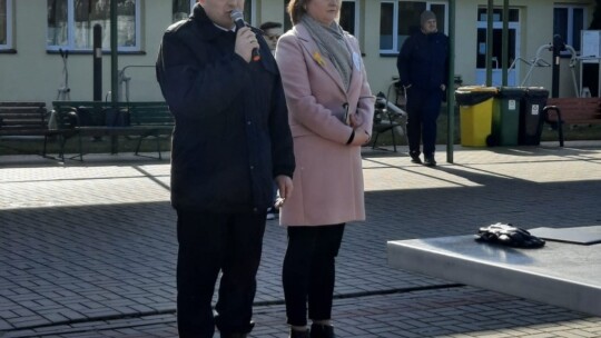Na sportowo LO w Żelechowie uczciło pamięć Żołnierzy Wyklętych