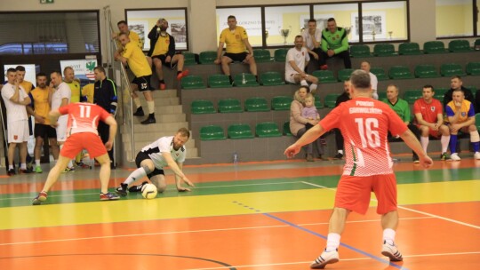 Samorządowcy Maciejowic najlepsi w futsalu