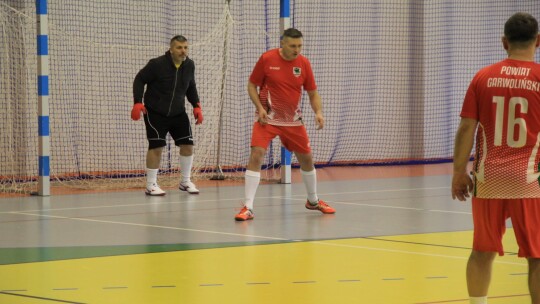 Samorządowcy Maciejowic najlepsi w futsalu