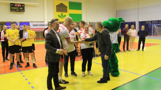 Samorządowcy Maciejowic najlepsi w futsalu