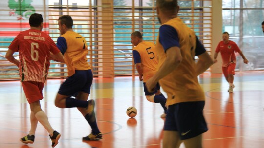 Samorządowcy Maciejowic najlepsi w futsalu