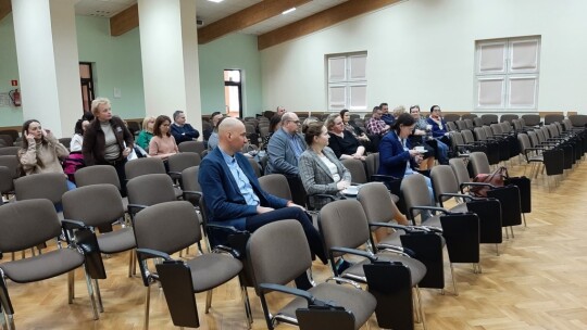 Projekt E-Steps w Ekonomiku