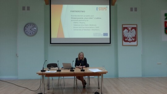 Projekt E-Steps w Ekonomiku