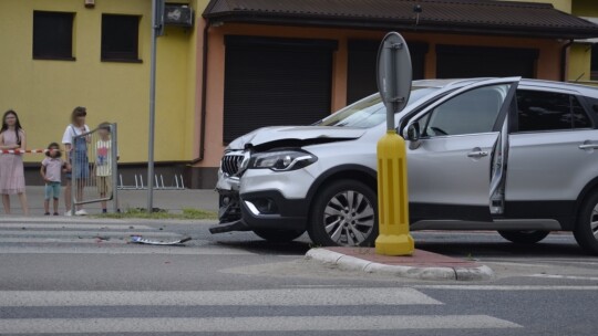 Potrącenie rowerzysty na przejściu dla pieszych