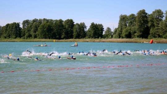 Daniel Juszkowiec zwycięzcą IX Triathlonu Garwolińskiego