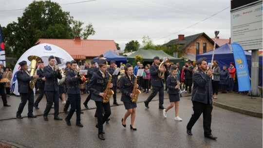 W deszczu dziękowali za plony
