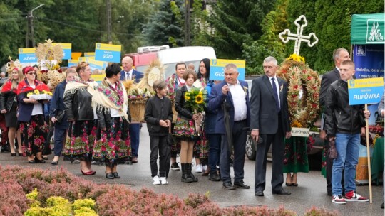 W deszczu dziękowali za plony