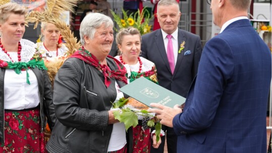 W deszczu dziękowali za plony