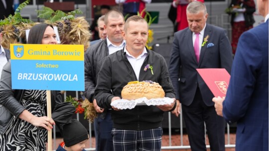 W deszczu dziękowali za plony