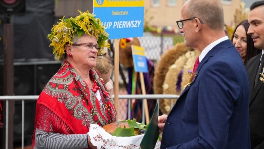 W deszczu dziękowali za plony