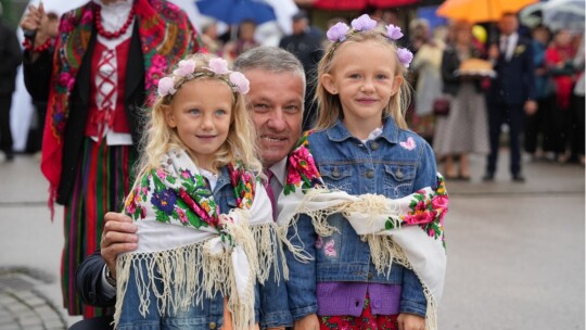 W deszczu dziękowali za plony