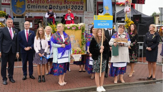 W deszczu dziękowali za plony