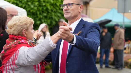 W deszczu dziękowali za plony