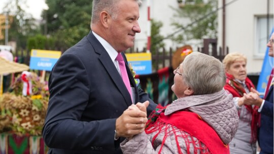 W deszczu dziękowali za plony