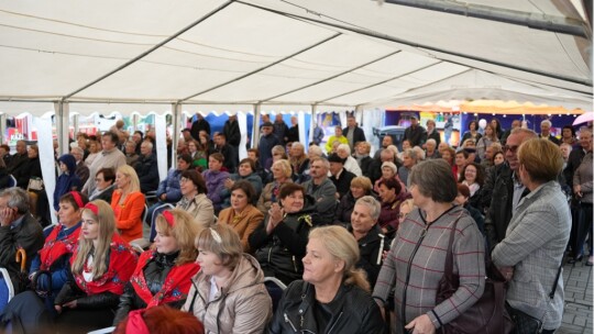 W deszczu dziękowali za plony