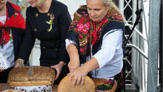 W deszczu dziękowali za plony