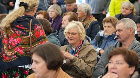 W deszczu dziękowali za plony