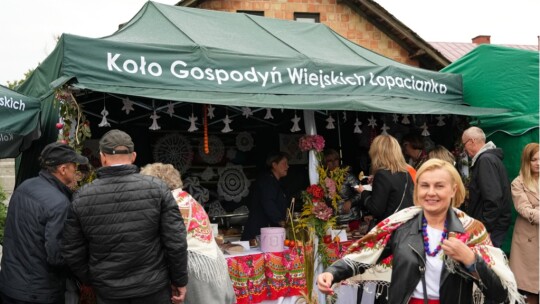 W deszczu dziękowali za plony