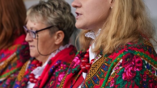 W deszczu dziękowali za plony