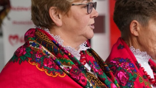 W deszczu dziękowali za plony