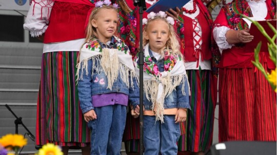 W deszczu dziękowali za plony