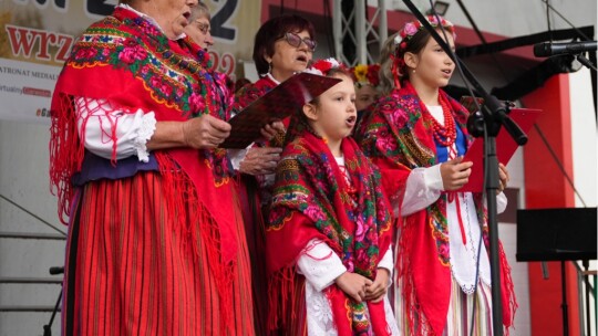 W deszczu dziękowali za plony