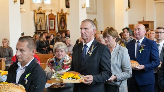 W deszczu dziękowali za plony