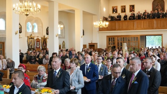 W deszczu dziękowali za plony