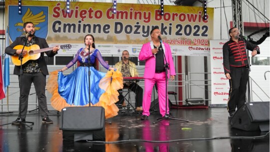 W deszczu dziękowali za plony