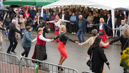 W deszczu dziękowali za plony