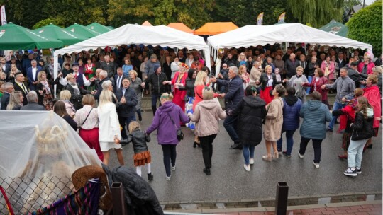 W deszczu dziękowali za plony